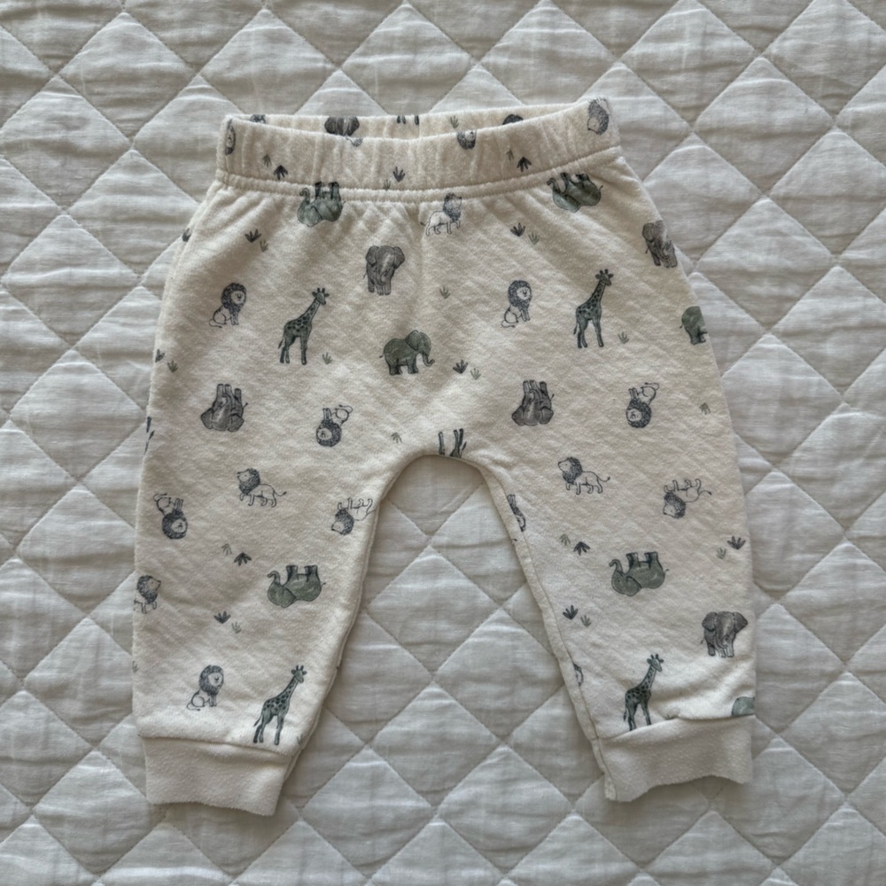 Carters 3pc Matching Set - Picture 8 of 9